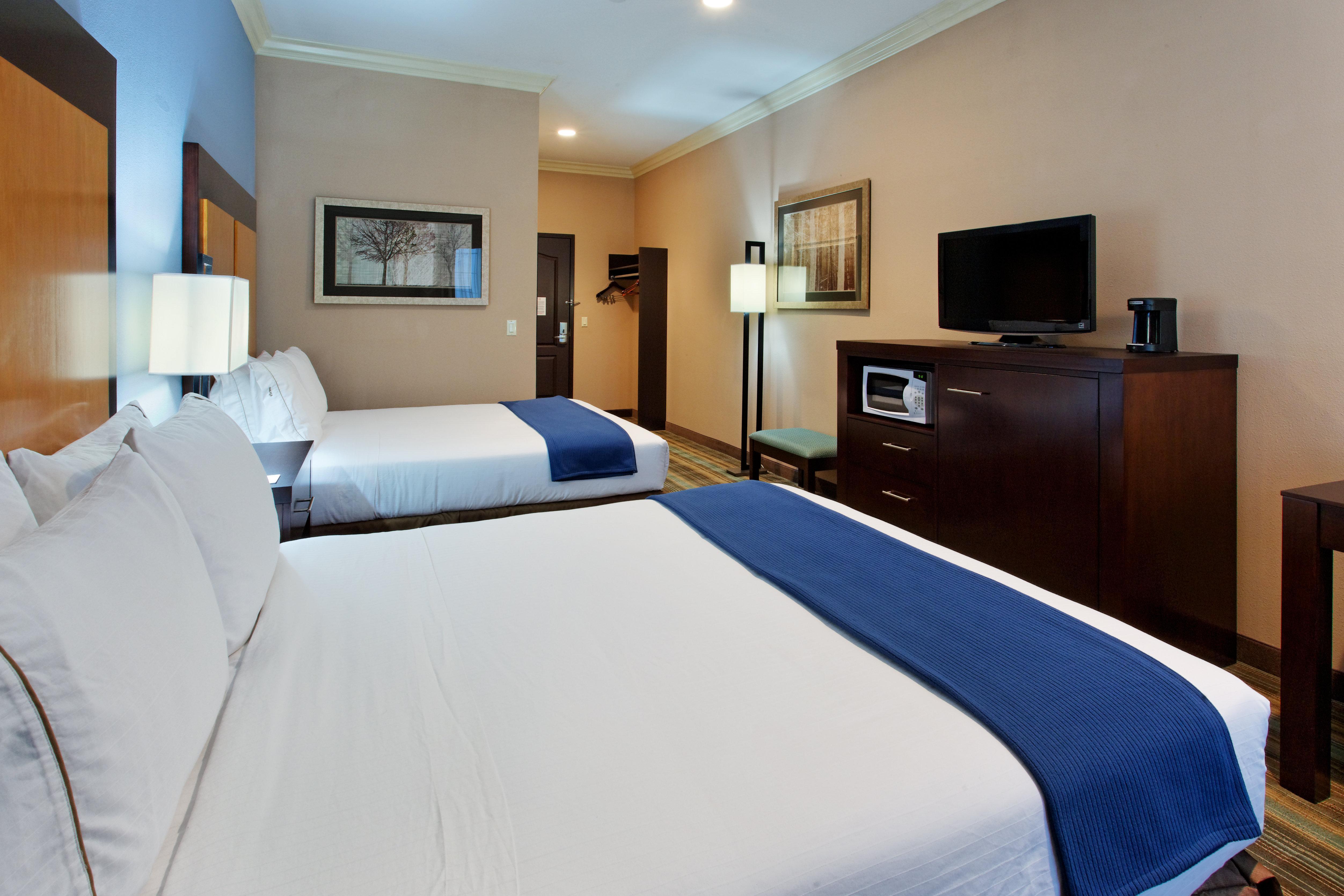 Holiday Inn Express Benicia By Ihg Exterior photo