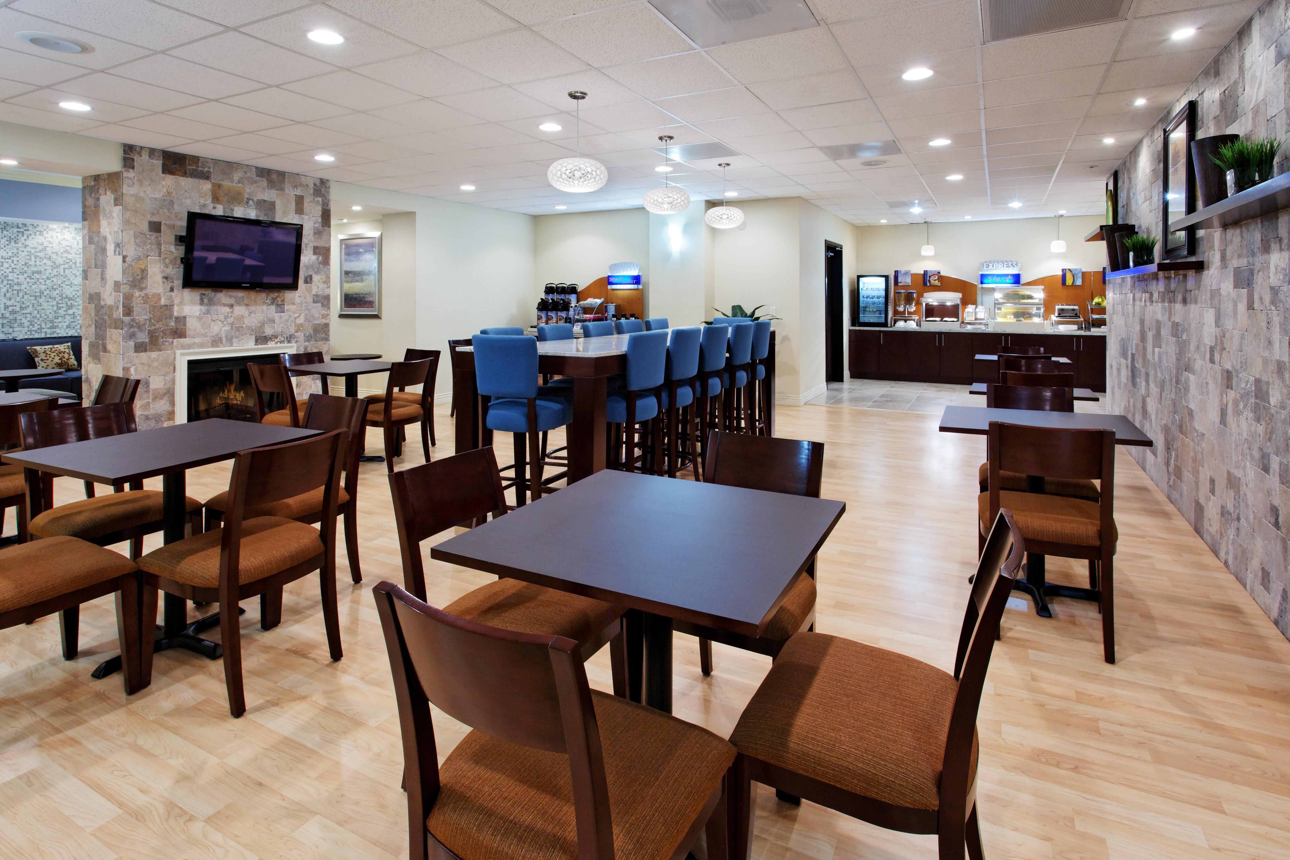 Holiday Inn Express Benicia By Ihg Exterior photo
