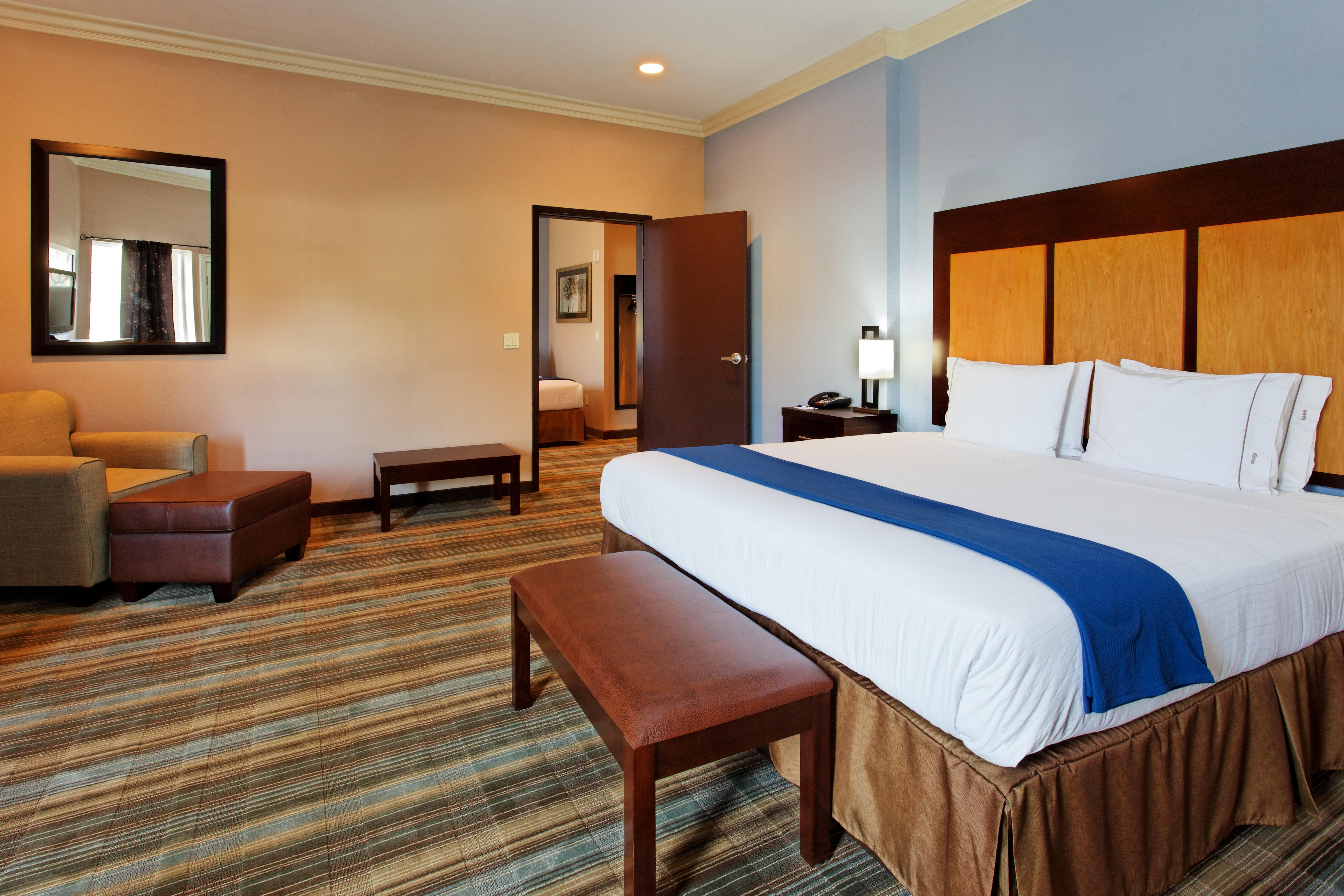 Holiday Inn Express Benicia By Ihg Room photo